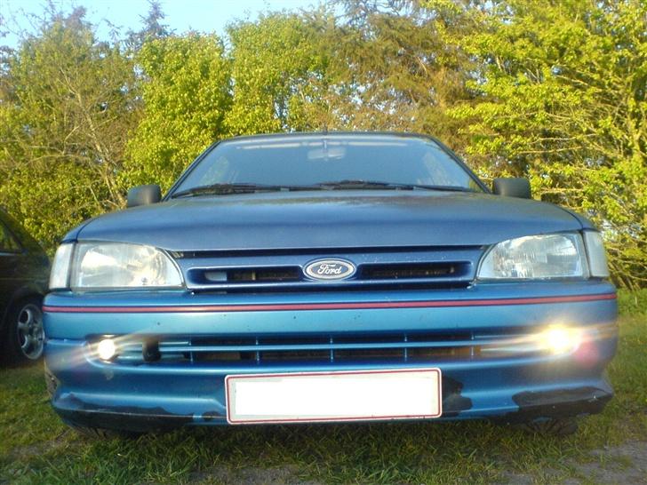 Ford Escort 1,6 solgt billede 2