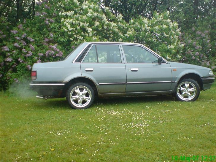 Mazda 323 1.5 LX Skrottet billede 13