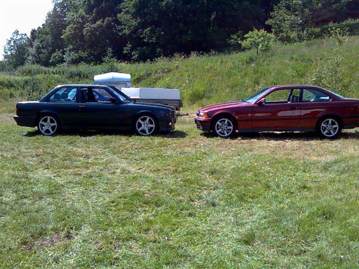BMW e30 320i solgt billede 7