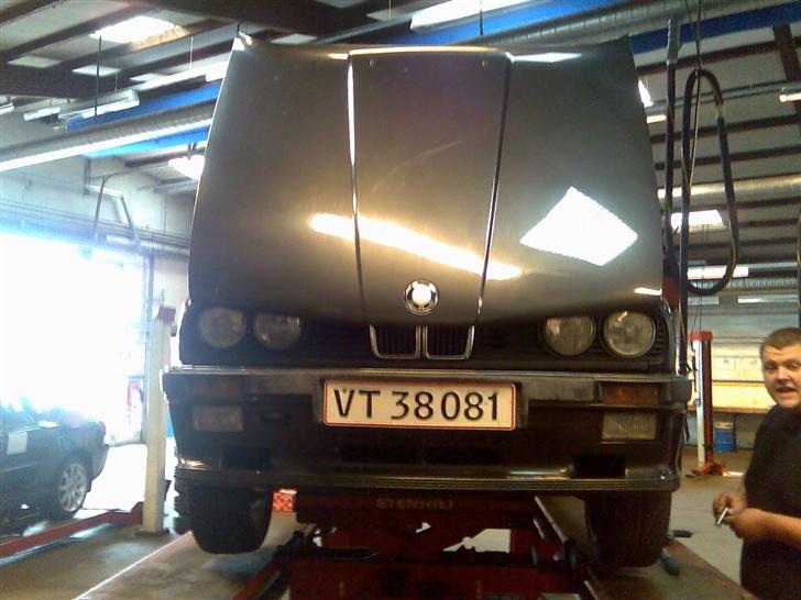 BMW e30 320i solgt billede 8