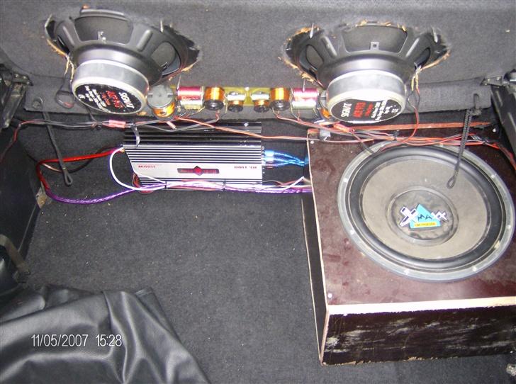 Mazda MX 3 "SOLGT" - Mit anlæg,ikke så godt i nu billede 15