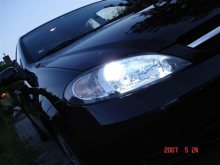 Chevrolet Lacetti (Total skadet) - 8000 Kelvin billede 3