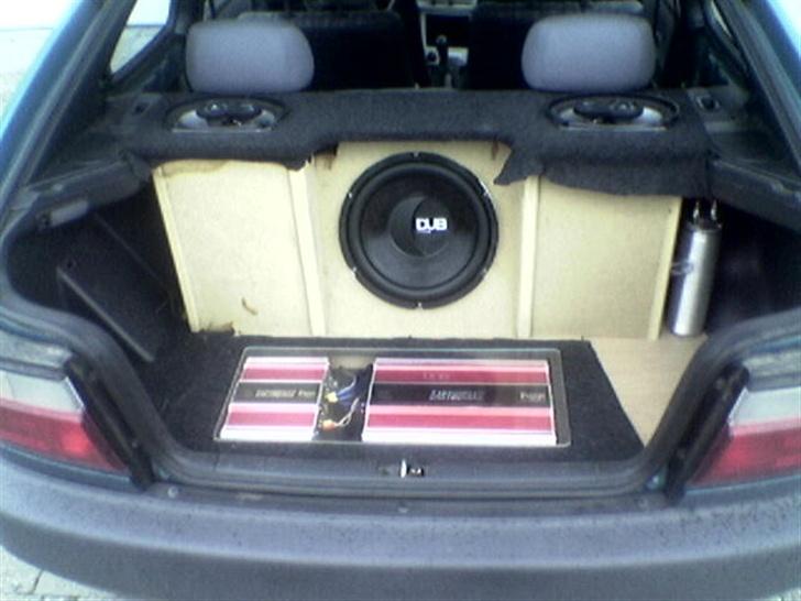 Toyota Corolla XLi 1.6 byttet billede 7