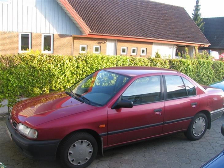 {{currentPhoto.altText}} billede {{currentPhoto.number}}