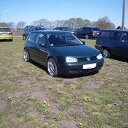VW Golf 4 (bilen er solgt)