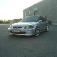 Honda 1.6 vti 4drs