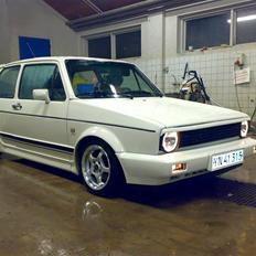 VW Golf 1 Pirelli GTI 16v 