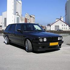 BMW 325i E30 Touring Solgt