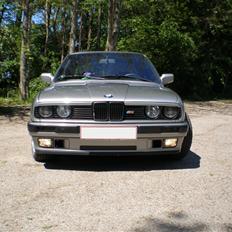 BMW 320i E30 *SOLGT*
