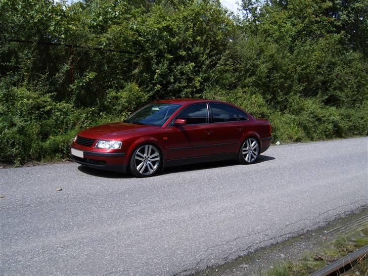 VW   Passat 1,8 T. (solgt) billede 4