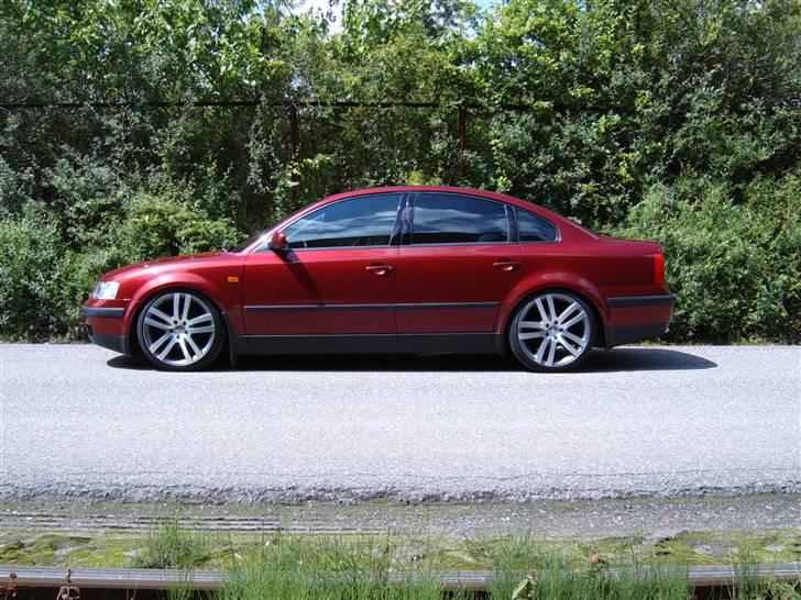 VW   Passat 1,8 T. (solgt) - Den kan komme længere ned..4,5 cm for. billede 5