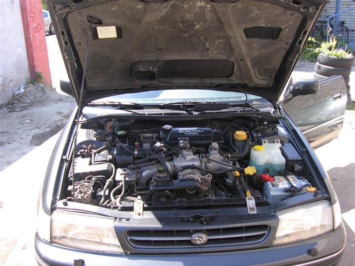 Subaru legacy 2.0  4wd turbo  billede 8