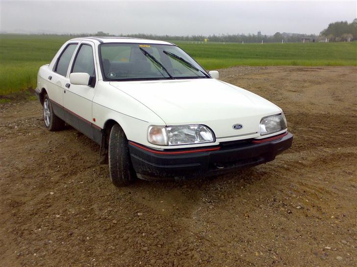 Ford Sierra 2,0 Plaza [SOLGT] billede 4