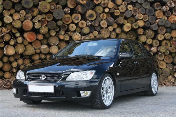 Lexus IS300  Sport ( Solgt ) billede 1