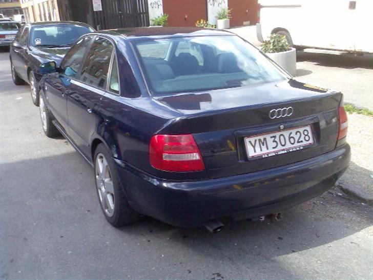 Audi A4 på SU (Solgt) - Så er de nye baglygter kommet på. Det ændrer hele bilens udtryk, ikk?  :-) billede 13