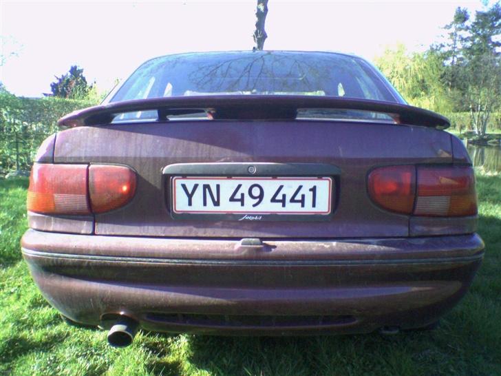 Ford Escort 1,8i Sport *SOLGT* - Uden træk og emblemer, og med rørhale. Pynter alligevel lidt billede 20