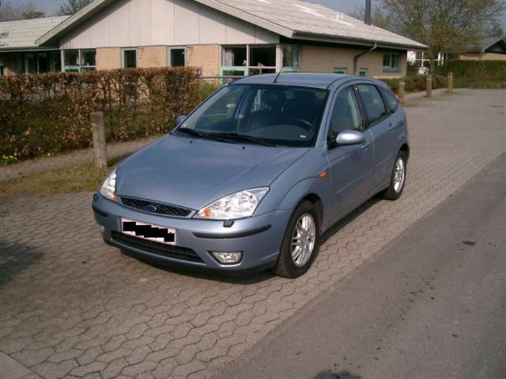 Ford Focus Ghia billede 1