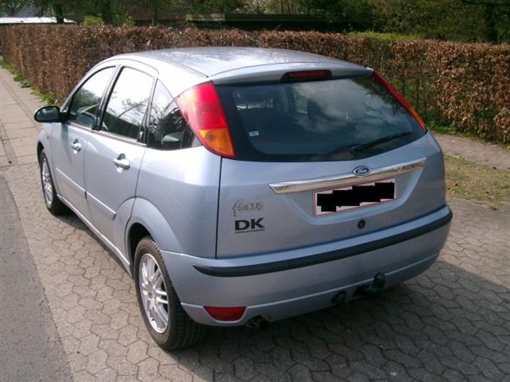 Ford Focus Ghia billede 3