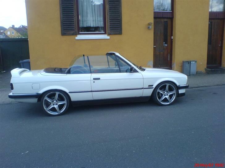 BMW E 30 cabriolet Til salg billede 2