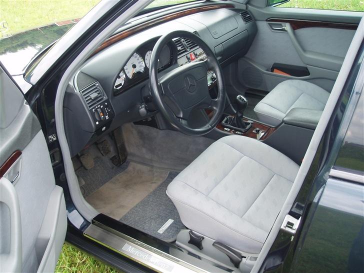 Mercedes Benz C 180 Elegance billede 20