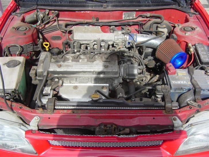 Toyota Corolla 1,6 xli  SOLGT billede 9