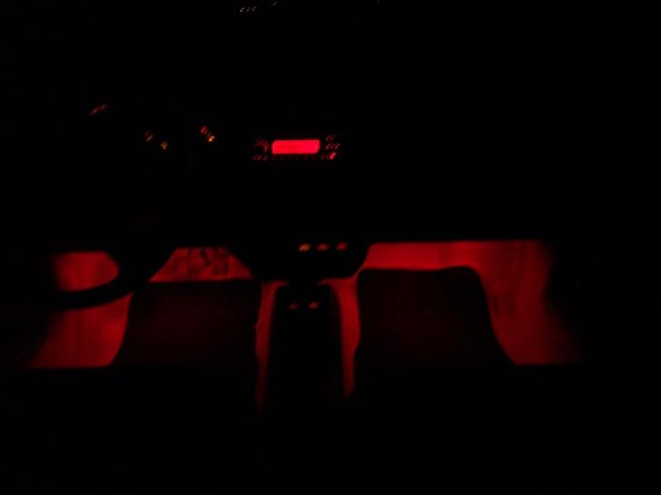 Peugeot 106 Rally *Solgt* - Indvendig :P billede 13