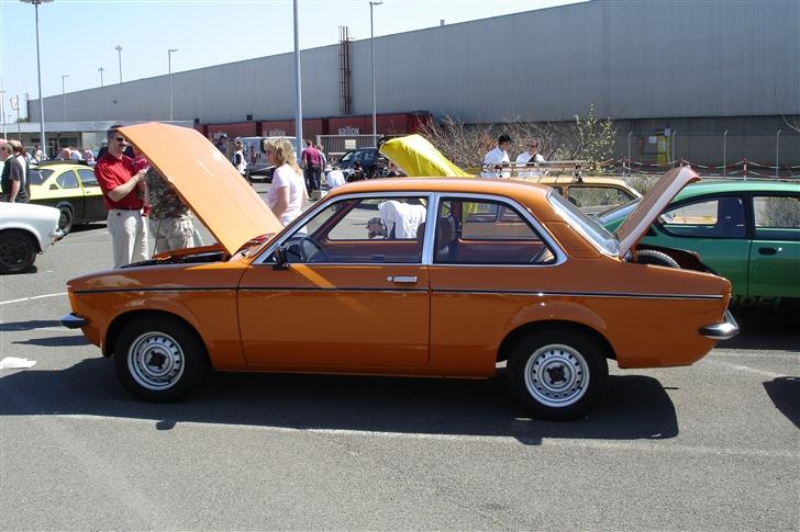 Opel kadett c - så den kommer kadett nok til at se ude når den er bliven malget... billede 11