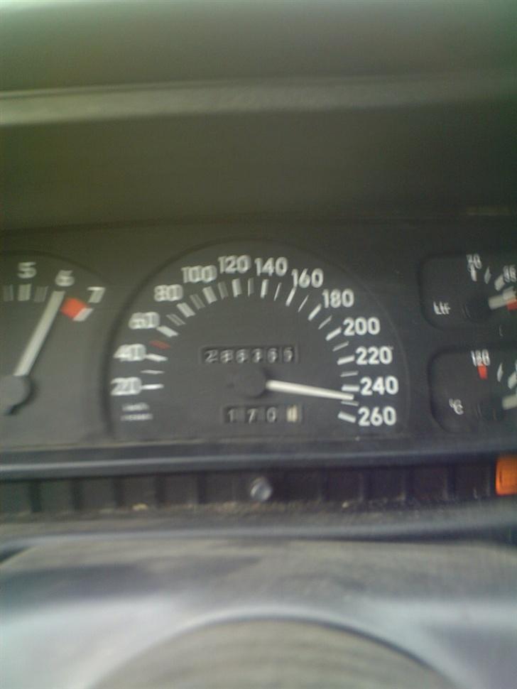 Opel Omega 3000 sport (Solgt) - Den kan nu nok ;)  billede 9