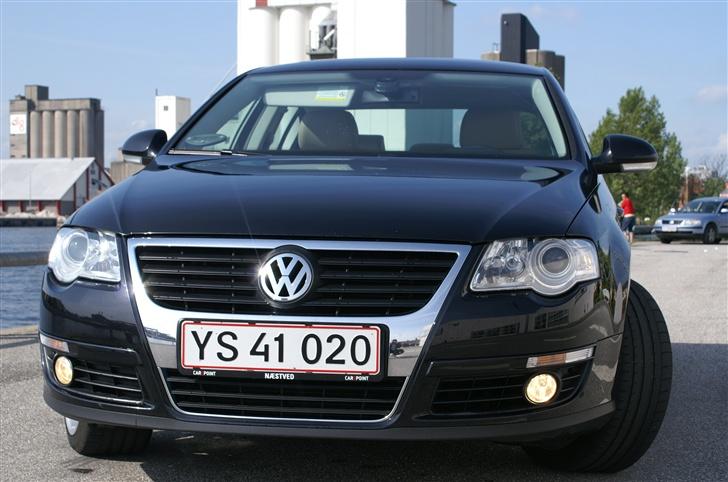 VW Passat 2.0 TDI Comf SOLGT billede 2