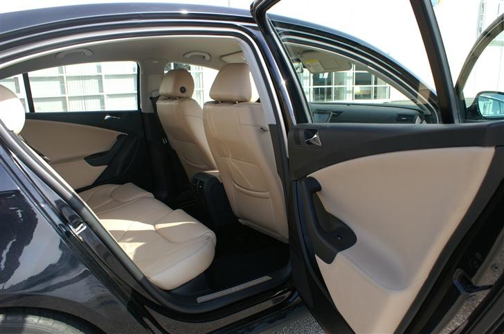 VW Passat 2.0 TDI Comf SOLGT billede 8