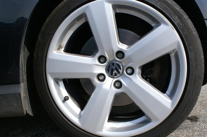 VW Passat 2.0 TDI Comf SOLGT billede 12