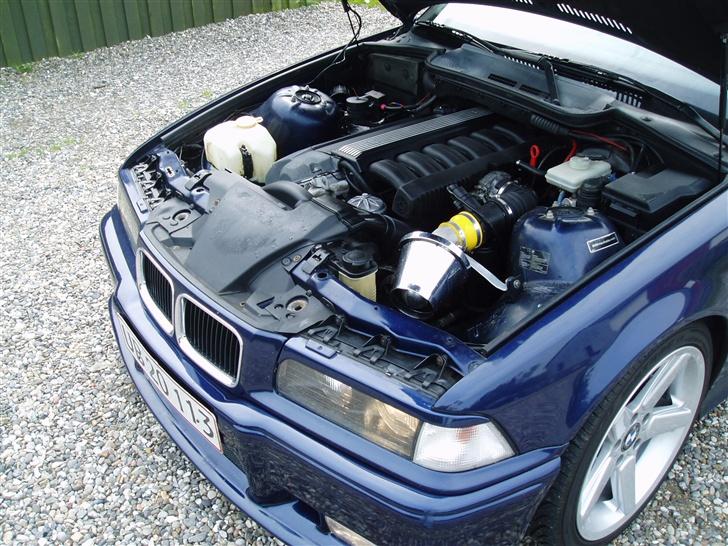 BMW 325i coupé billede 10