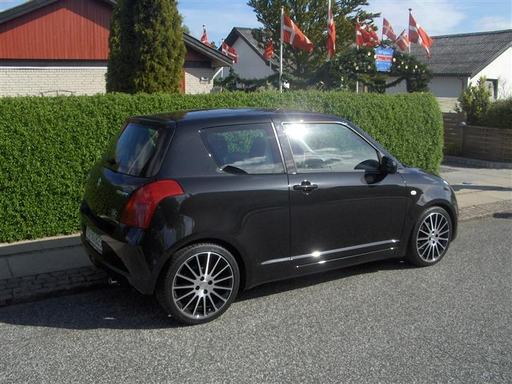 Suzuki Swift 1,5 16V SOLGT billede 5