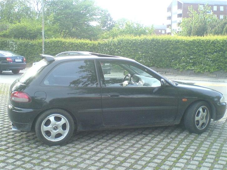 Mitsubishi Colt 1,6 GLXi *Solgt* billede 8