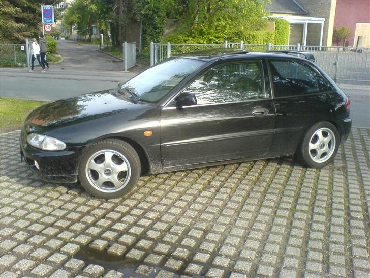 Mitsubishi Colt 1,6 GLXi *Solgt* billede 11