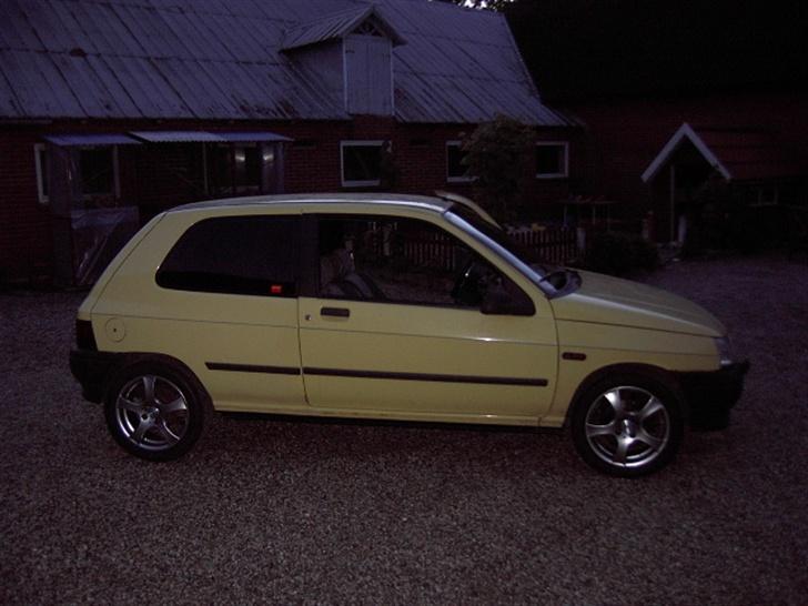 Renault Clio 1,4 Solgt billede 12