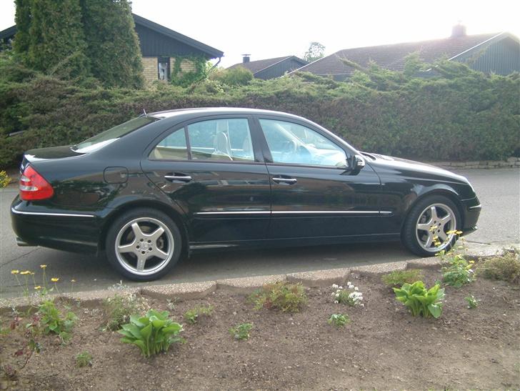 Mercedes Benz E 500 AMG solgt billede 4