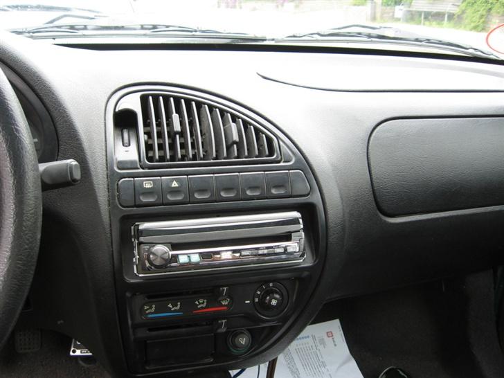 Citroën saxo vtr byttet væk - når radioen er slukket billede 9