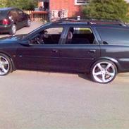 Opel Vectra 2.0i cd stc.