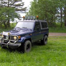 Toyota bj73
