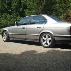 BMW 525i