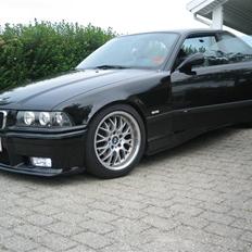 BMW 318is coupe (DØD)