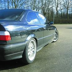 BMW 318is coupe (DØD)