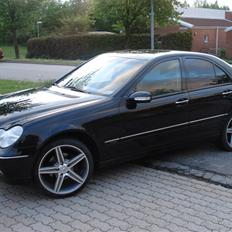 Mercedes Benz c180 Avantgarde [Solgt]