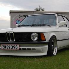 BMW E21 315IS