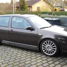 VW Golf 4 R32 V6 *Solgt*