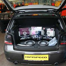 VW Golf 4 R32 V6 *Solgt*