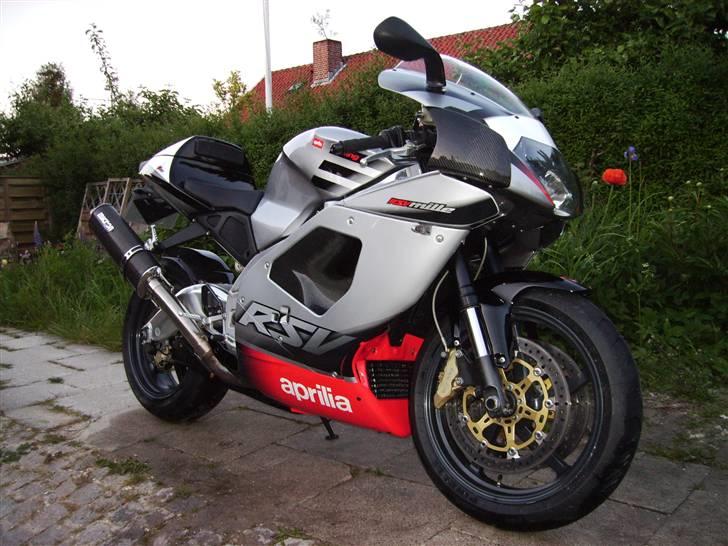 Audi A4 1,8TURBO Solgt - Mit legetøj Aprilia Rsv Mille 1000 billede 11