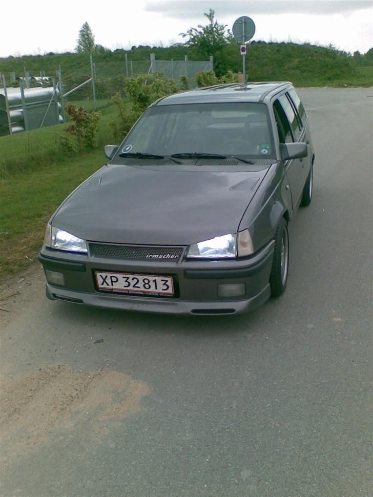 Opel kadett gsi caravan. solgt billede 2