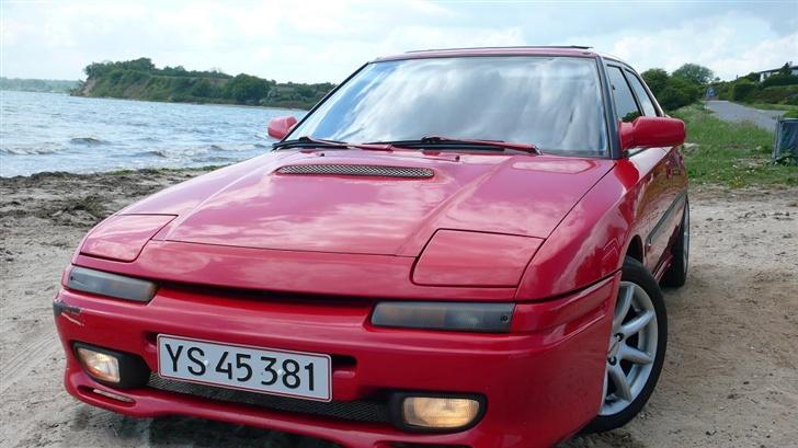 Mazda 323F *Solgt* billede 7